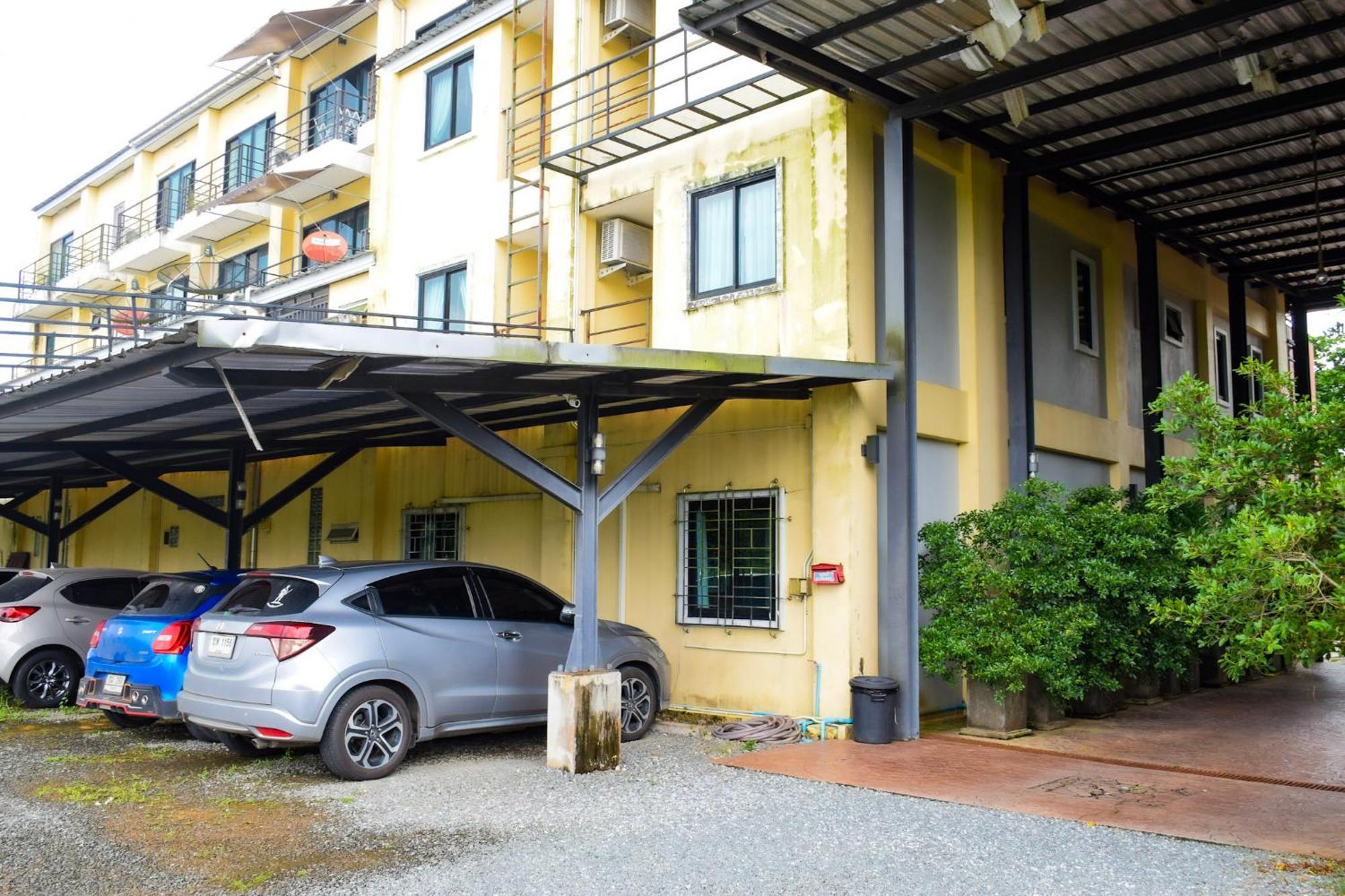 Chivapuri Trat Hotell Exteriör bild